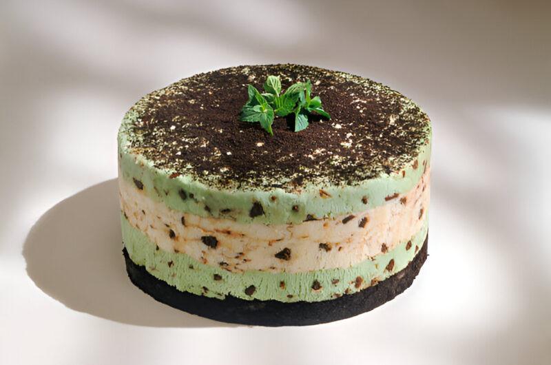 Indulge in Gluten-Free Ice Cream Cake